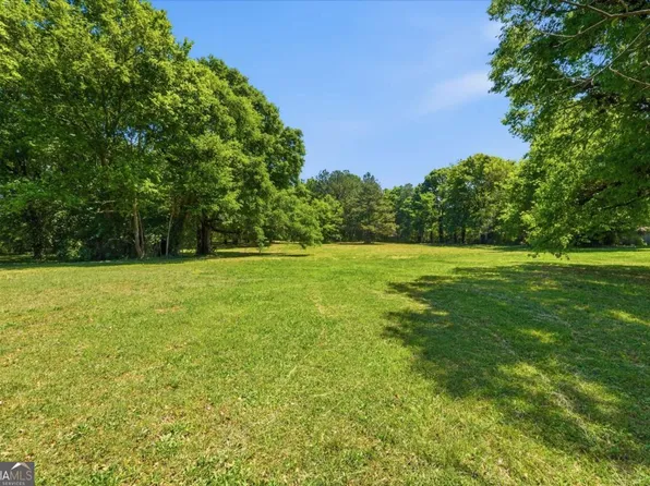 102 Jackson Dr, Adairsville, GA 30103