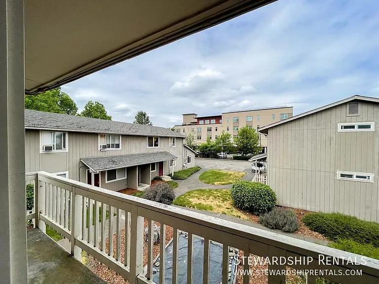 1859 W 12th Ave — Photo 15