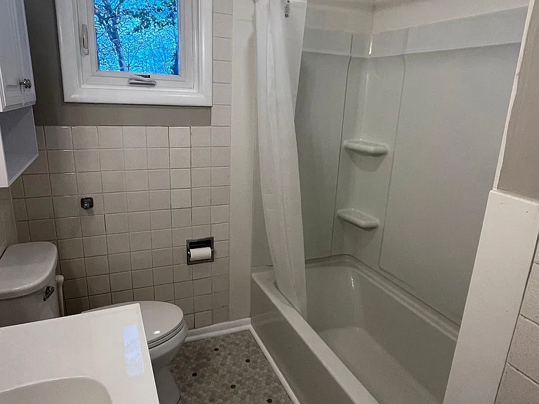 36 Rivermount Ter #A — Photo 23