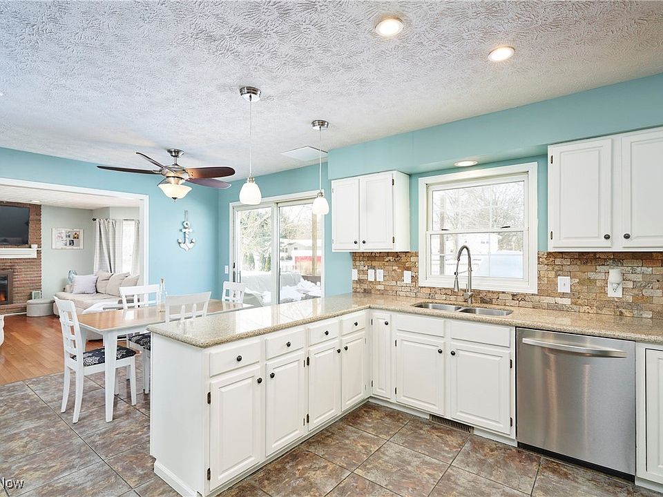 5819 Linder Cir NE, Canton, OH 44721 | Zillow