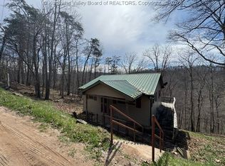 122 Sunset Dr, Scott Depot, WV 25560