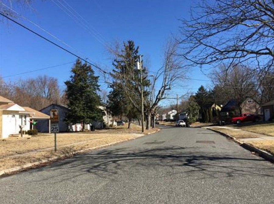 2nd image of 119 Carver Dr