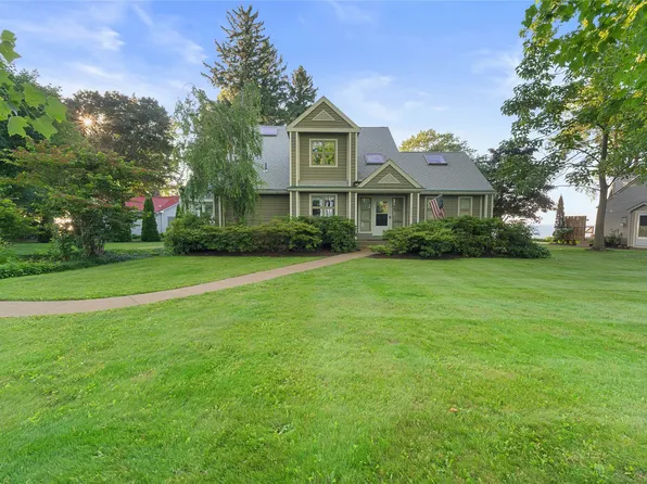 11412 Scotland Ave, North East, PA 16428
