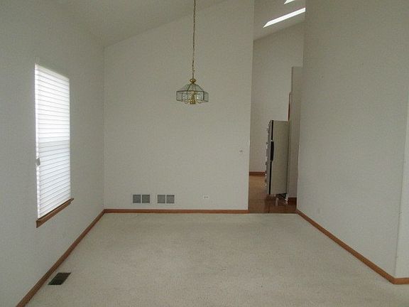 5th image of 435 N Crooked Lake Ln
