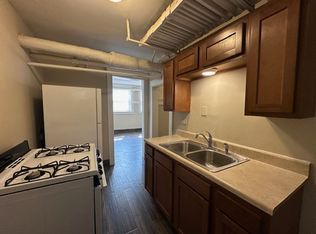 $1350-2 BD/1 BA w/ Heat- HALF OFF FIRST MONTH, Milwaukee, WI 53211
