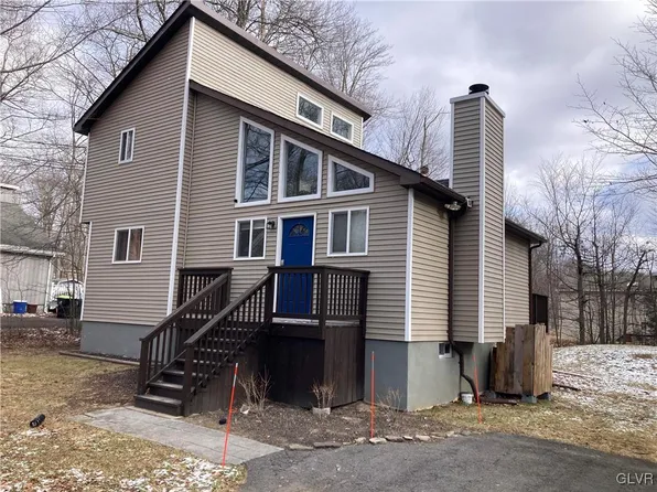 2189 Titania Rd, Tobyhanna, PA 18466