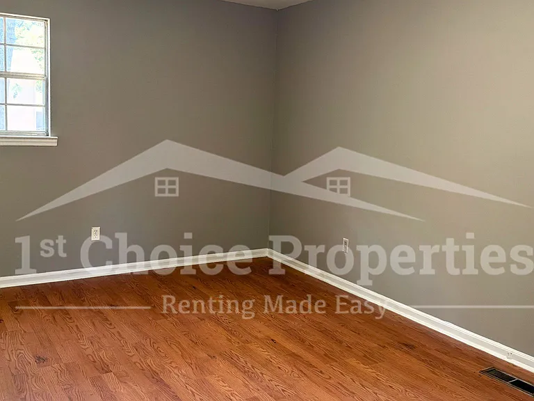 297 Fran Dr — Photo 8
