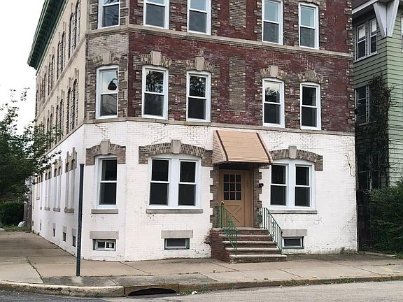 5th image of 26 Lindsley Ave APT 3R