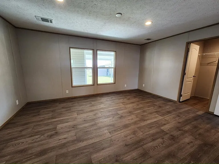 12 Eland Dr #12 — Photo 9