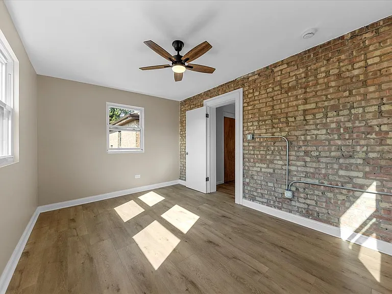 2131 W 53rd Pl #2 — Photo 11