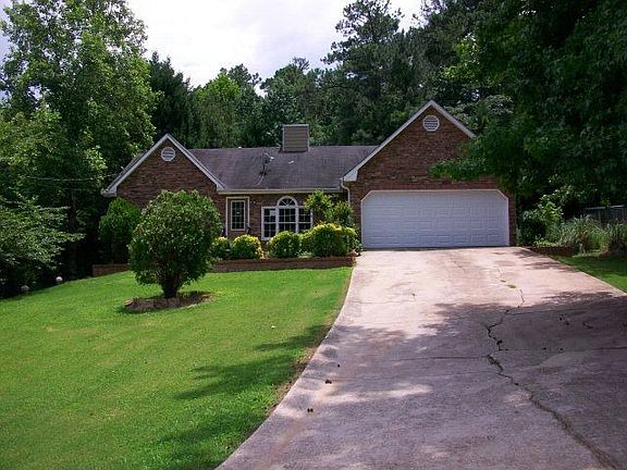 2nd image of 225 Hickory View Dr