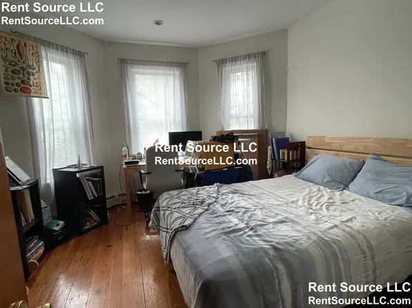 187 Brookline St, Cambridge, MA