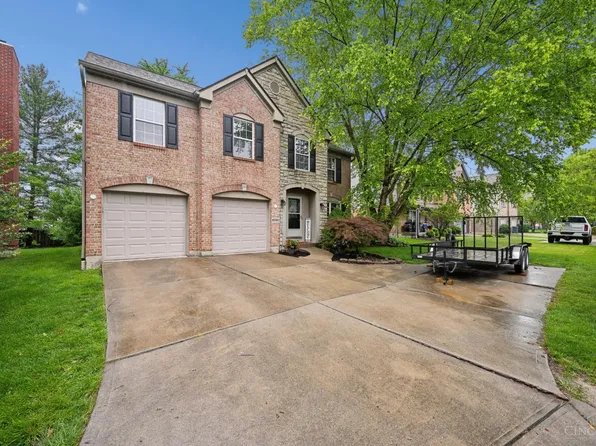 8592 Sunmont Dr, Cincinnati, OH 45255