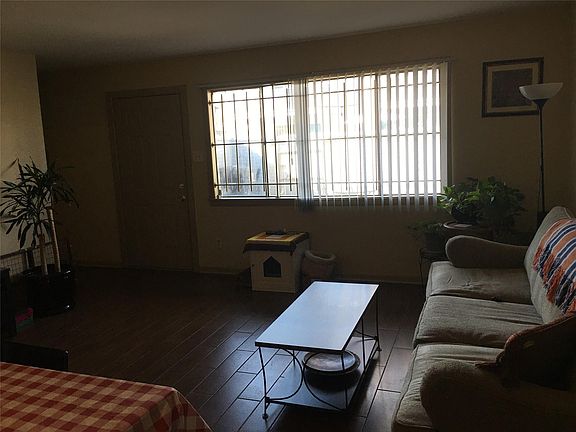 3rd image of 5506 Beverlyhill St APT 2
