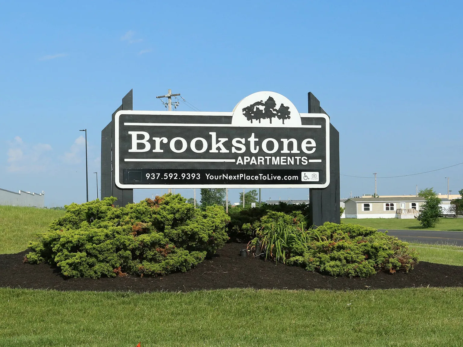 Brookstone Apartments — Photo 1