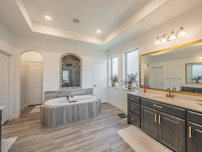 1742 Holmwood Dr — Photo 13