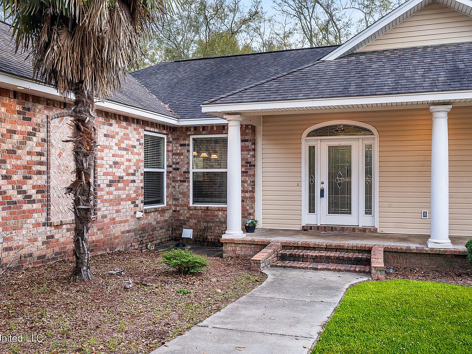 523 Hickory St, Ellisville, MS 39437 Zillow