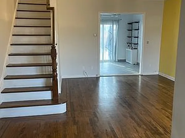 60-74 70th St #1, Maspeth, NY 11378