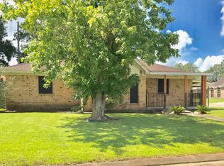 5095 McAnelly Dr, Beaumont, TX 77708