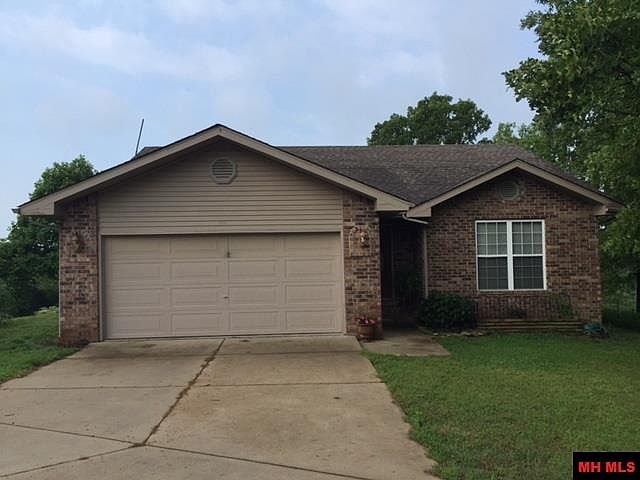 1st image of 241 Maverick Ln