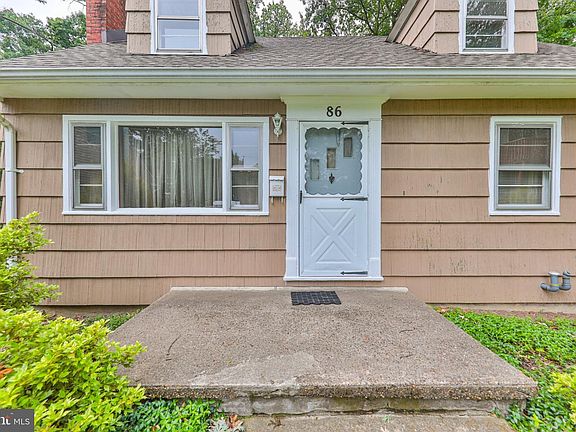 5th image of 86 Ridgewood Ave