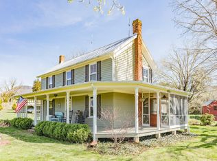 132 Chestnut Grove Trl, Lexington, VA 24450