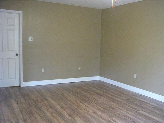 2nd image of 1762 Nellie Dr