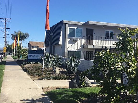 2nd image of 667 Emerald Ave APT M