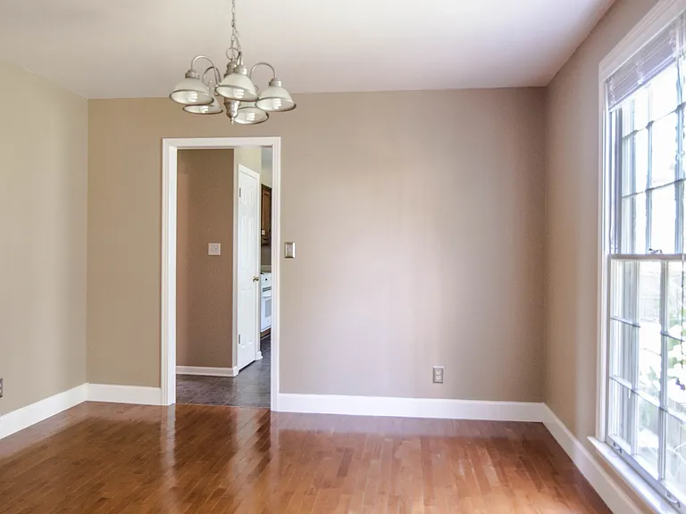 3359 Mallard Dr — Photo 4