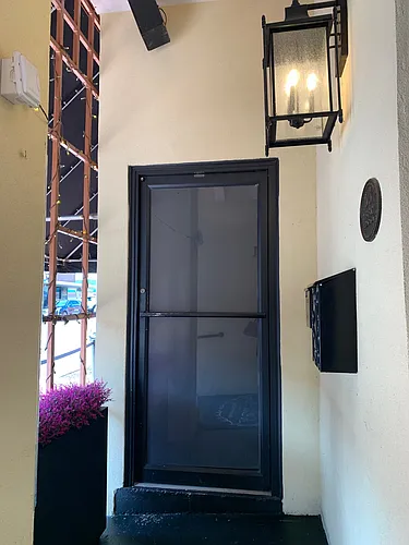 311 William St Photo 1