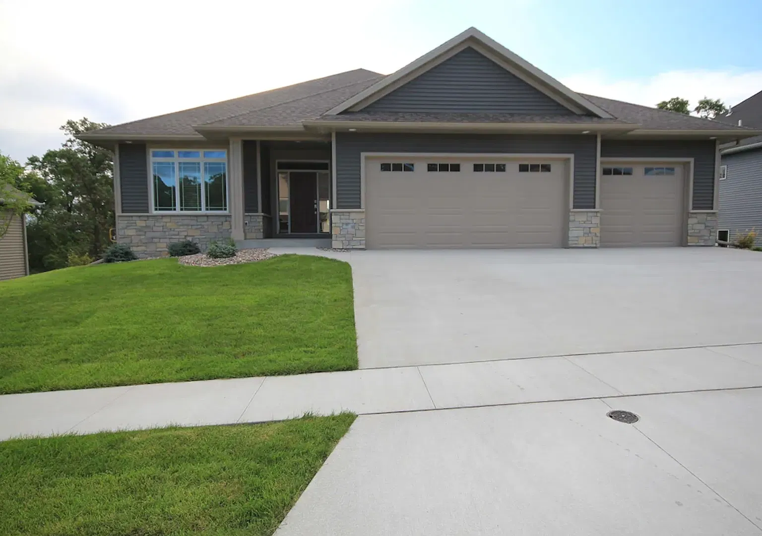 Rochester's Finest Guest Home — Photo 1