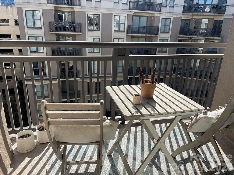 718 Trade St #707 — Photo 11