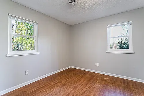 South Asheville Commons — Photo 19