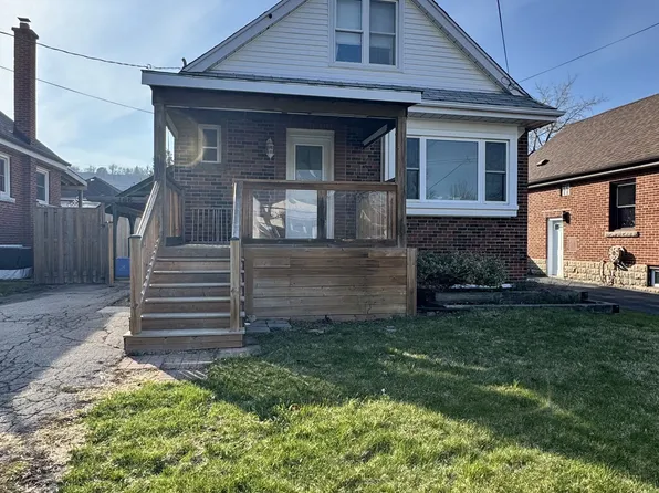 166 Erindale Ave, Hamilton, ON L8K 4R4