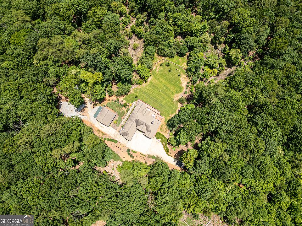 1st image of 865 Laurel Ridge Rd