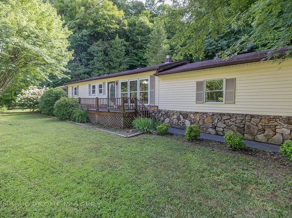 3475 State Highway 197 N, Burnsville, NC 28714