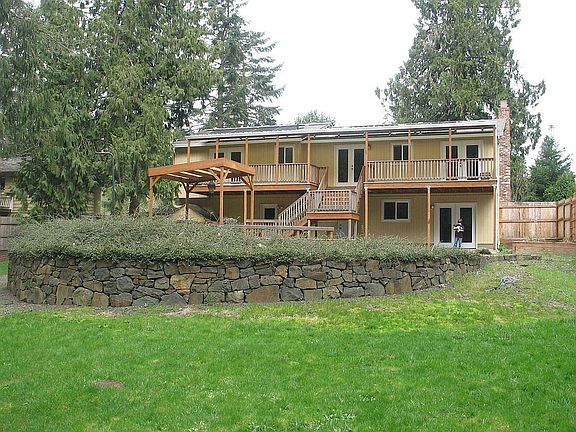 Lower middle yard looking at back of house