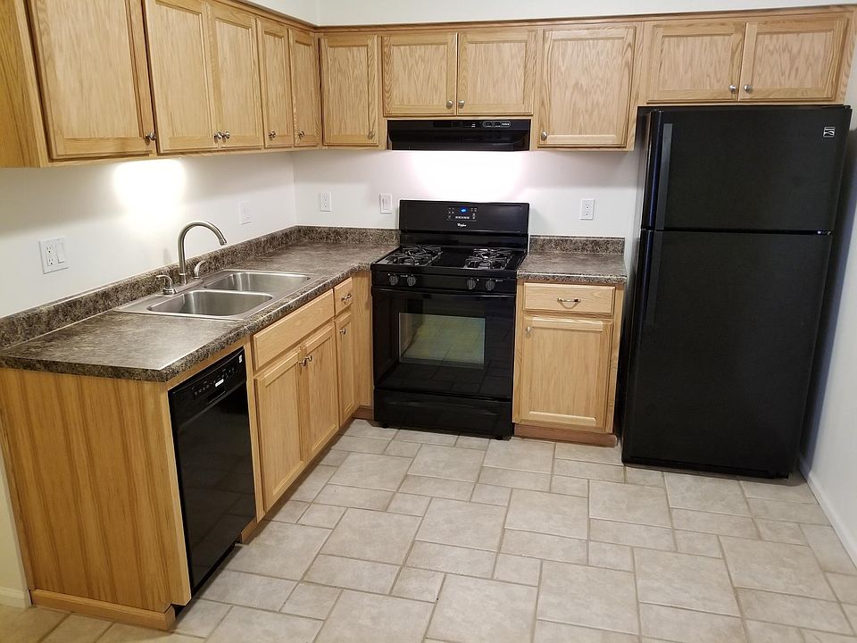 1st image of 326 S Westfall Ave APT 3