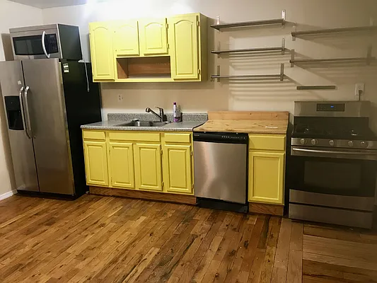 Rented by GreenBush Realty | media 1