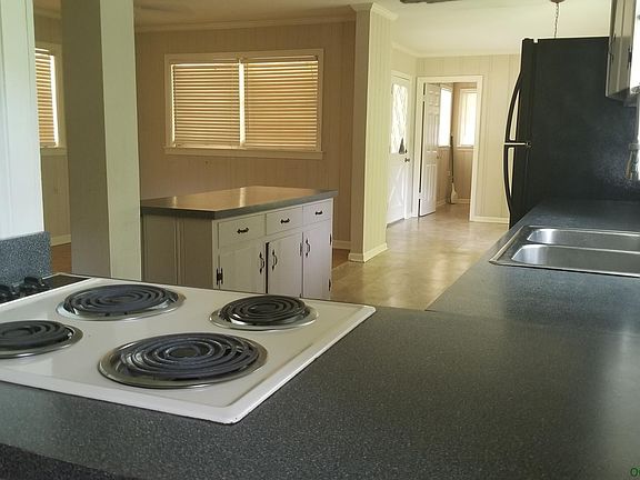3rd image of 8200 Coleman Dr