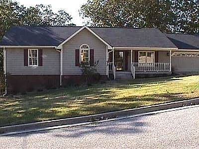 2nd image of 4524 Arlington Dr