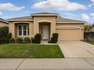 2951 W River Dr, Sacramento, CA