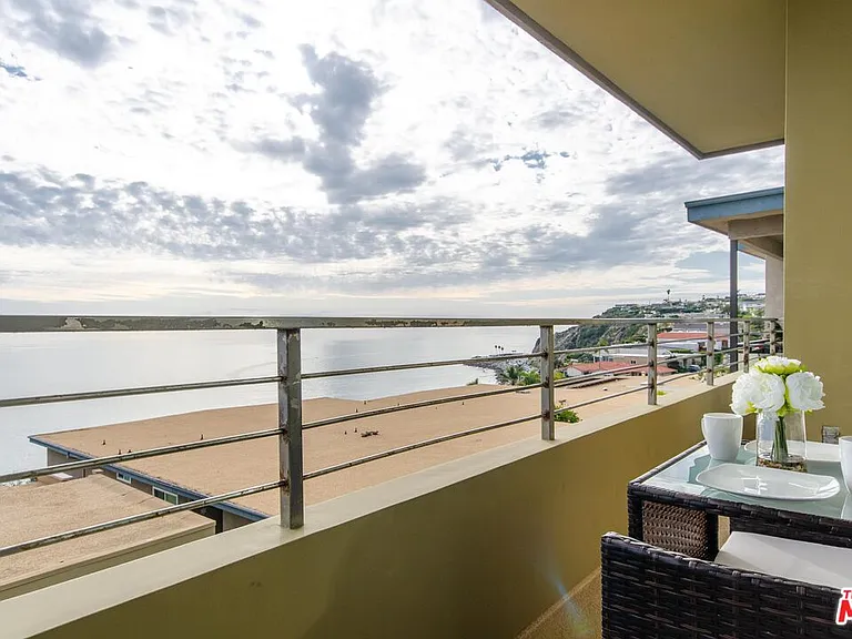 18065 Coastline Dr #1 — Photo 12