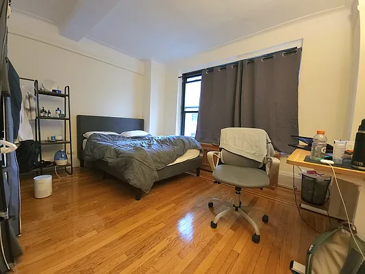 Rented by Green Home NY Realty LLC | media 8