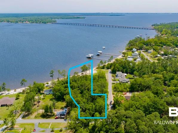 13206 2nd St, Lillian, AL 36549