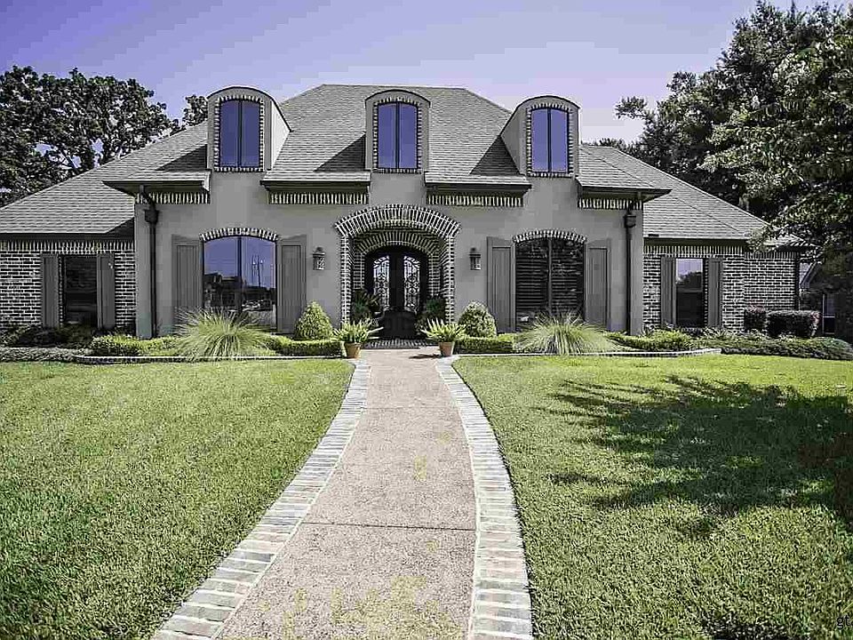 1st image of 2363 Mirabeau Dr