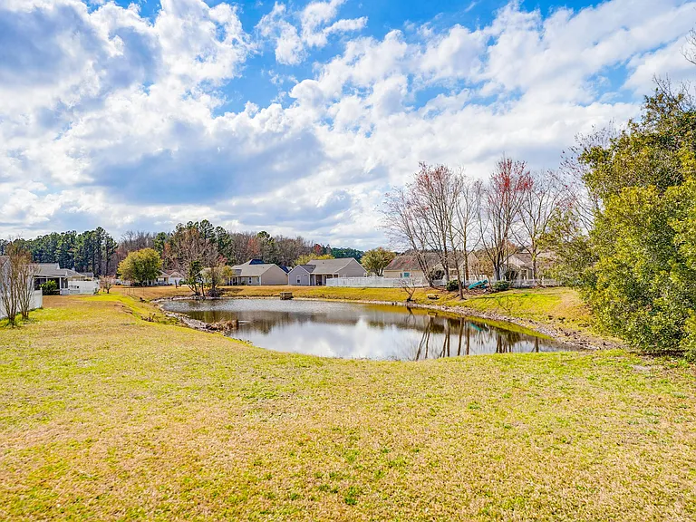 320 Honeycomb Ln — Photo 28