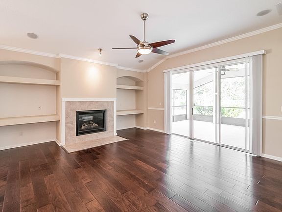 3rd image of 6295 Courtney Crest Ln