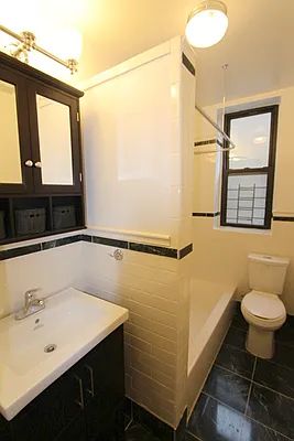 Rented by Reliance Realty Partners LLC  | media 10