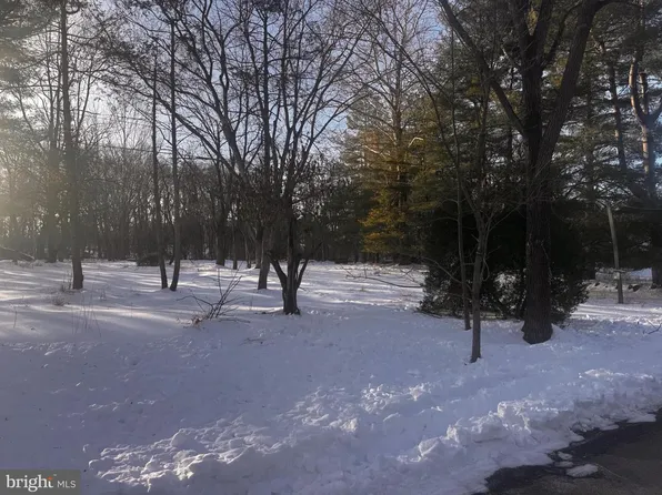 4640 Manor Ln, Ellicott City, MD 21042